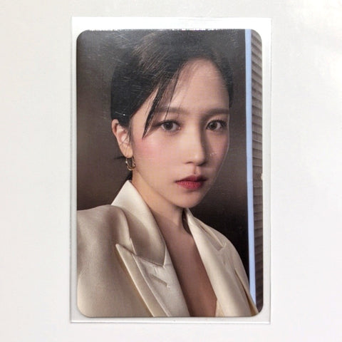 Photocard 'Ready to be' (Mina - B)