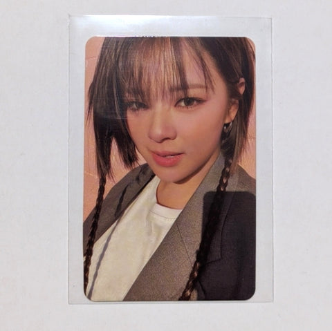 Photocard 'Ready to be' (Jeongyeon - B)