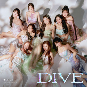 TWICE - DIVE "regular" ver. 5th FULL ALBUM (abierto)